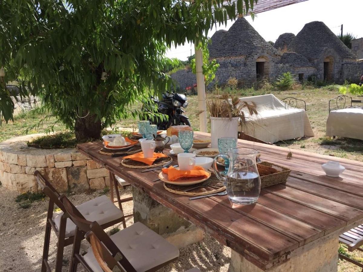 Borgo Trulli 1789 Bed & Breakfast Остуни Екстериор снимка
